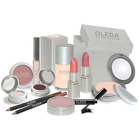 Kit #1: No Mistake Twelve Item Makup Kit for Fair Complexion.