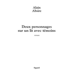 Deux personnages sur un lit avec t�moins