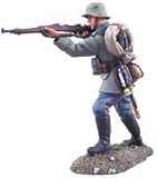 NEW German Infantry Standing Firing 1916 William Britains 23019