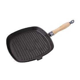 grill pan with wood handle