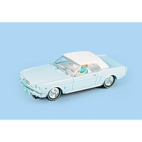 Carrera 25738 Ford Mustang Convertible "James Bond 007 Thunderball" 1:32nd Scale