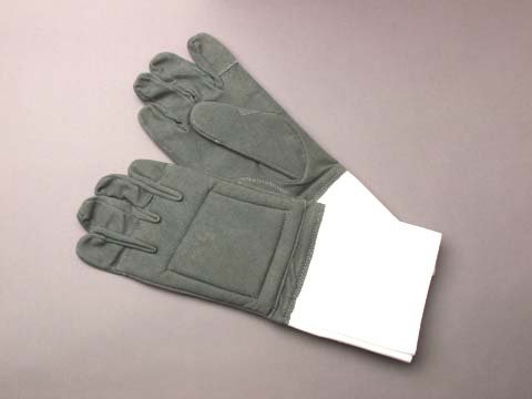 Budget 3-weapon washable fencing glove