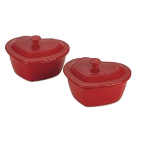 Cuisinart Chef's Classic Ceramic Bakeware 9-Ounce Heart Ramekins with Cover, Set of 2 by Cuisinart