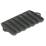 Click here to buy Lodge Logic Mini Cornstick Pan 7 stick by Lodge.