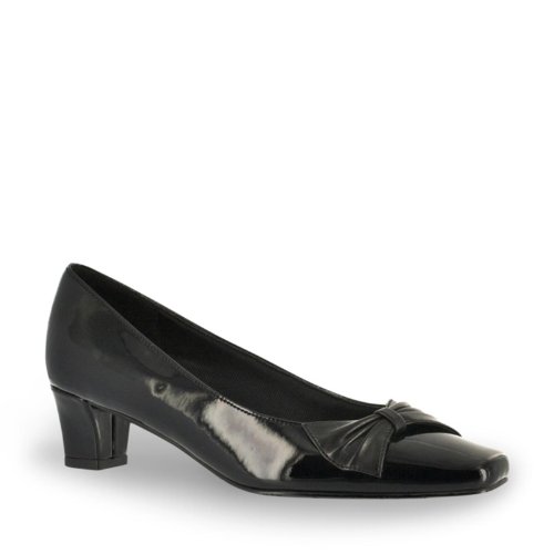 Easy Street Women's Chance Pumps