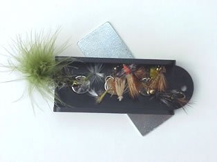 Magnetic Fly Guard :: Drying Device