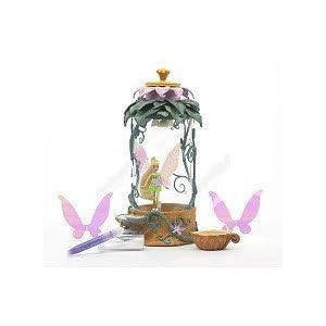 Click to buy Pixie Dust Magic Arrival Playset from Amazon!