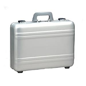 Zero Halliburton Elite 5