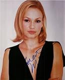 Mathis, Samantha - Signed 8x10