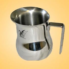 Steaming - Frothing Pitcher 18oz. by Vaneli's