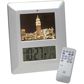 Click here to buy Royal 5.6" Digital Photo Frame with Clock.