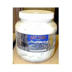 Bay View Herring in Cream Sauce, 65 Ounce Jar by Wisconsinmade