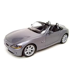 BMW Z4 CONVERTIBLE GREY 1:18 SCALE DIECAST MODEL