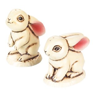 Bunny Rabbit Salt and Shakers Set