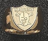 Oakland Raiders &acute; Logo &acute; 3 / 8 &acute; Ladies &acute; Ring Size 6 1 / 2 - 14KT Gold Jewelry - B0000DGPCR