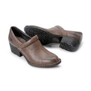Buy BORN W21992 KINNEY CHISPA SLIP ON TOPO GREY