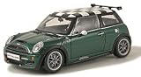 Review Kyosho 08557G / Mini Cooper S (John Cooper Works Challenge) in Green (1:18 scale) Diecast Model Car