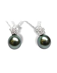 18K white gold Flora Black Tahitian cultured pearl and diamond pendant