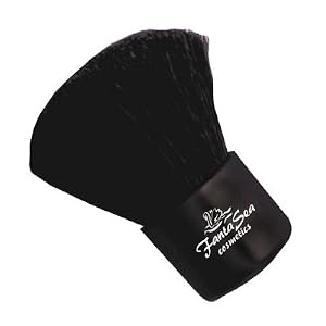 Get Flawless Make Up with Kabuki Brush