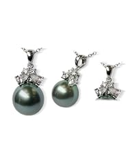 18K white gold Siona Black Tahitian cultured pearl and diamond pendant