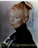 Signed Wilson, Peta 8x10