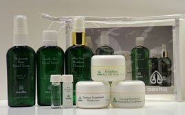 Deluxe Travel Kit 8 Pieces