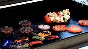 PREMIUM QUALITY BBQ Grill Mat With Brush, Heavy Duty, Made With PTFE(PFOA Free),Lifetime Guarantee, Easy To clean-Dishwasher safe,16"x13"(Set Of 3),100% Non-Sticky, Heat Resistant up to 500F or 260C