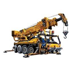 LEGO Technic 8421: Mobile Crane