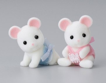 Childrens Toyshop  Toys : Sylvanian Families White Mouse Babies