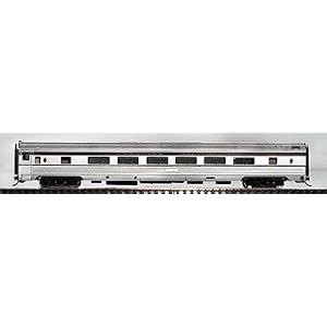Walthers Budd Streamlined HO Scale 46-Seat Coach Ready to Run Canadian Pacific by