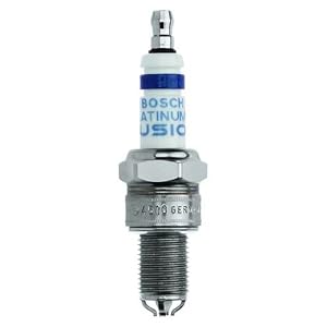 Bosch (4506) WGR8DQI Platinum IR Fusion Spark Plug, Pack of 1