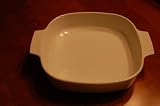 Corningware French White 8 1 / 2 "x 8 1 / 2" x 2 "deep, Baker's Square with a plastic lid Corningware Corning French White Corningware French White 8 1 / 2 "x 8 1 / 2" x 2 "deep, Baker's Square with a plastic lid Corningware Corning French White