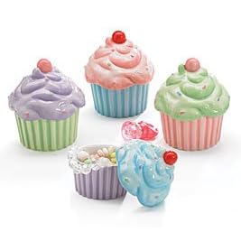 Buy Set Of 4 Cupcake Dishes Bowls With Lids Great Party Or Kitchen Decor by Burton & Burton