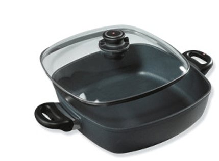 Swiss Diamond Nonstick Covered Casserole, 5 quart