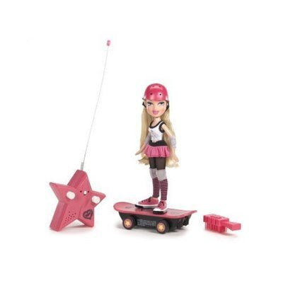 314r87jVgVL Bratz X Treme Skate Boarding RC   Cloe 27 MHZ