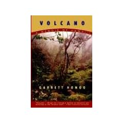 Volcano: A Memoir of Hawai'i (Vintage Departures)