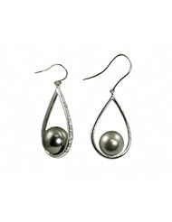 14k white gold 9-9.5mm Tahitian cultured pearl and diamond (.17ctw) earrings.