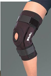 Mueller Hinged Knee Brace Size: XL, Knee Circum.: 18-20, Calf: 16-17