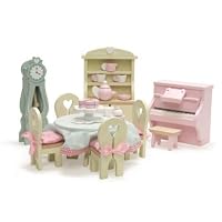 Rosebud Drawing Room