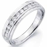 14Kt White Gold Stunning Row Ladies Diamond Wedding Band - B0002VCUI2