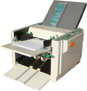 Dynafold PF-330 Folding Machine