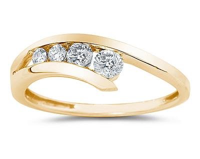 Diamond Journey Ring In 14K Yellow Gold