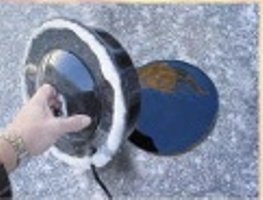 K&H Manufacturing Thermo-Pond 3.0 Floating Pond 100-Watt De-Icer