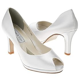 Touch Ups Women's Marissa Dyeable Pump