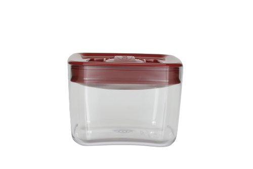 Click Clack Cube 1-Quart Storage Container with Red Lid
