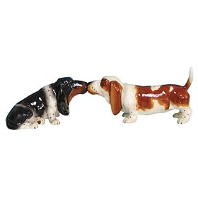 Mwah Kissing Pugs Salt and Pepper Set