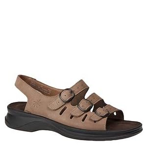 Clarks Women's Sunbeat Adjustable Sandal