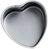 Wilton Decorator Preferred 10-Inch Heart Pan