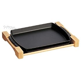 Brasserie Plate w  Wood Base - Staub by Staub