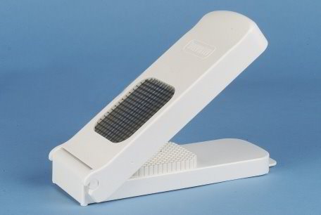 Eddingtons Alligator Onion Chopper